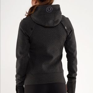 Lululemon Scuba Hoodie. Detachable sleeves